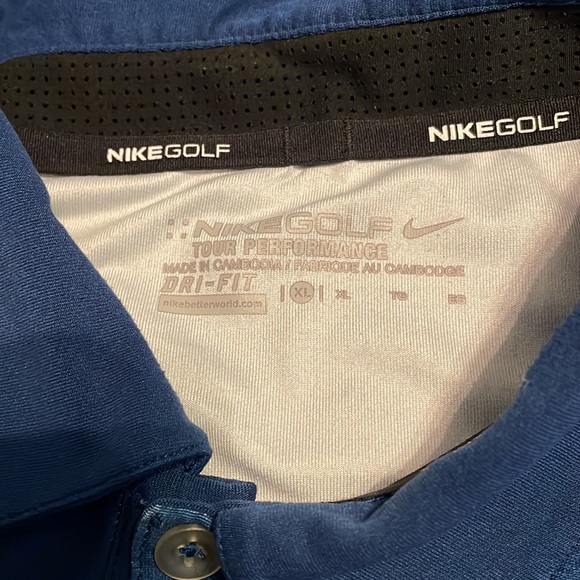Bundle of Under Armour & Nike golf shirts ⛳️ XXL - Picture 3 of 3